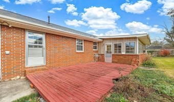 409 Peach Ave, Albertville, AL 35950