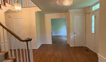 3502 HOLLY Rd, Annandale, VA 22003