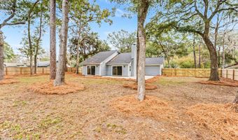 10 Chesterfield Lake Dr, Beaufort, SC 29906