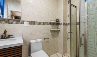 15 W 9TH St, Bayonne, NJ 07002