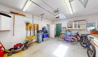1401 Martin Rd, Albert Lea, MN 56007