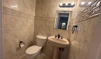 1020 94th St 202, Bay Harbor Islands, FL 33154