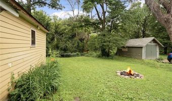 208 12th St SE, Austin, MN 55912