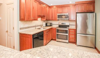 10 South St 85, Danbury, CT 06810
