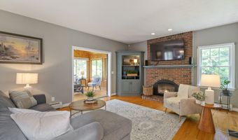 109 Andrew Dr, Canton, CT 06019