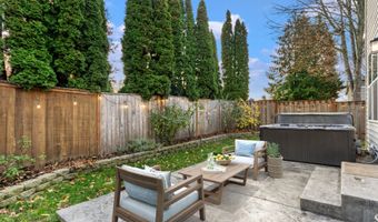 18186 SW STRATHMOOR St, Beaverton, OR 97007