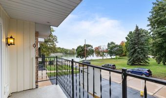10 GREEN BAY Ct 105, Appleton, WI 54911