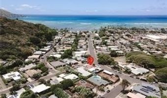 308 Mamaki St, Honolulu, HI 96821
