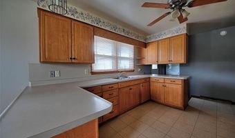 100 N McNamara Dr, Anamosa, IA 52205