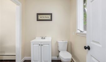 10 Abbott Valley View Dr, Cumberland, RI 02864