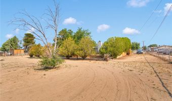 21111 Multnomah Rd, Apple Valley, CA 92308