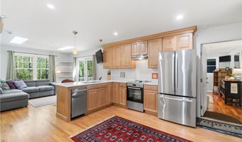434 N Quidnessett Rd, North Kingstown, RI 02852