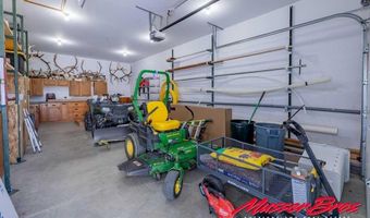 31 Iron Creek Dr, Cody, WY 82414