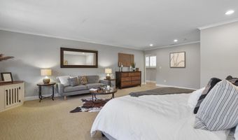 6829 Corintia St, Carlsbad, CA 92009