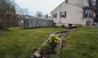 3 Mathews Ave, Bath, ME 04530