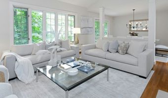 3 Andrews Dr, Darien, CT 06820