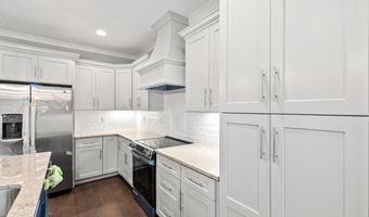 1077 GRANDE VIEW PASS, Alabaster, AL 35114