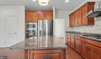 40978 SPUR RUN Ln, Aldie, VA 20105