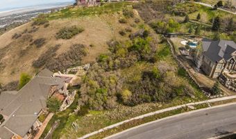 367 E HIDDEN LAKE Dr, Bountiful, UT 84010
