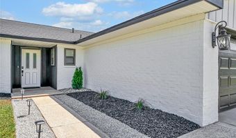 404 Comanche Trl, Altus, OK 73521