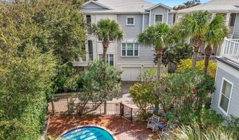 50 BEACH COTTAGE Ln, Atlantic Beach, FL 32233