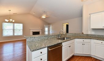 9397 Villa Woods Dr 213, Avon, IN 46123