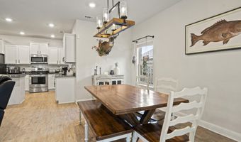 5367 Overland Dr, Biloxi, MS 39532