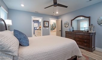 4 Callander Ln, Bella Vista, AR 72715