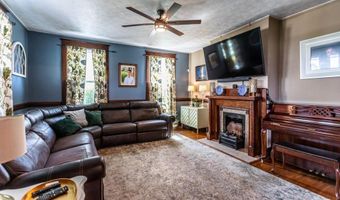 151 Burke St, Appomattox, VA 24522