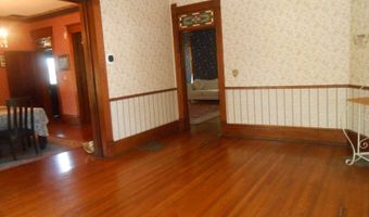 103 W Daniel St, Albany, MO 64402