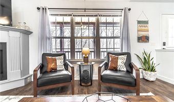 1 Preston Ln, Bella Vista, AR 72714