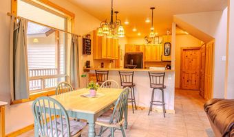 6 Three Point Rd, Cascade, ID 83611