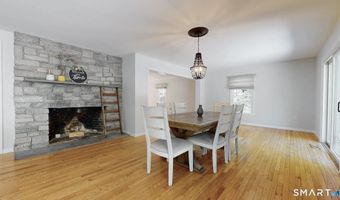 285 Wooding Hill Rd, Bethany, CT 06524