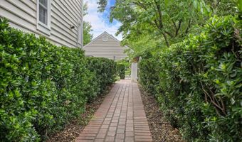 42869 NASHUA St, Ashburn, VA 20147
