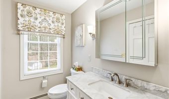 113 Log Rd, North Smithfield, RI 02830