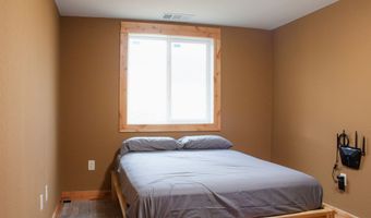 73 Arellano Rd, Amalia, NM 87512