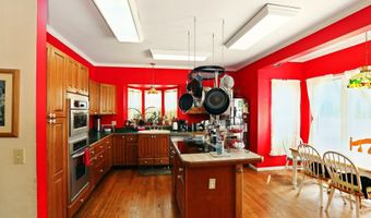 5700 Jankow Rd, Algonac, MI 48001
