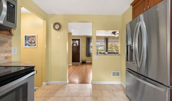 139 Contour Dr, Cheshire, CT 06410