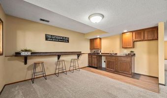 15769 Hayes Trl, Apple Valley, MN 55124