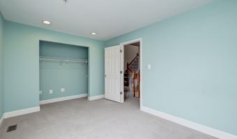 1236 HARBOR ISLAND Walk, Baltimore, MD 21230