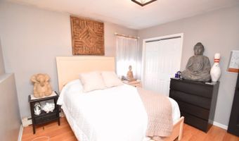 15 Cross St, Andover, NJ 07801