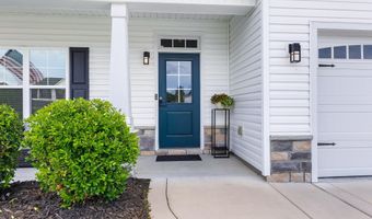 1801 Deerberry Ct, Aberdeen, NC 28315