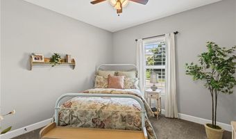 801 155th Ter, Basehor, KS 66007