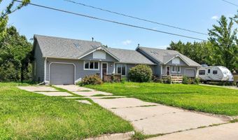 716 718 SE Magazine Rd, Ankeny, IA 50021