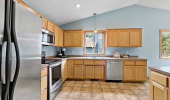 15578 Vale St NW, Andover, MN 55304