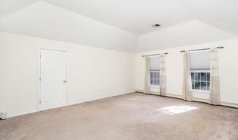 20 YEGER Dr, Allentown, NJ 08501