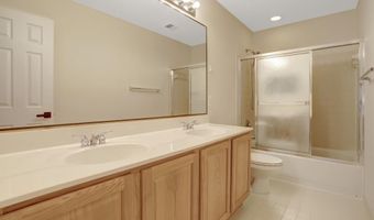 3905 COOK St, Alexandria, VA 22311