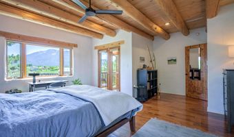 9 Desiderio, Arroyo Seco, NM 87514
