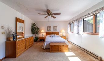 15 Manor Estates Dr 1, Bristol, NH 03222