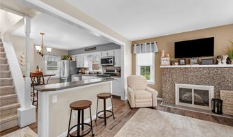 984 Cleveland Ave, Amherst, OH 44001
